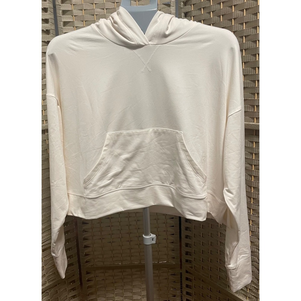 Fabletics Womens Medium Cream Cropped Hoodie Long Sleeve Cloud Jersey in Bone